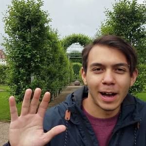 Meet your Posher, Evan